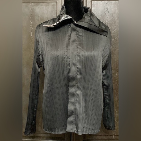 Julia Lane black & white animal pattern reversible jacket -Size Medium - Picture 4 of 16